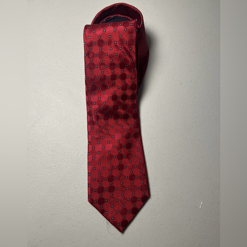 Tommy Hilfiger Red Patterned Tie/Red, White & Blue